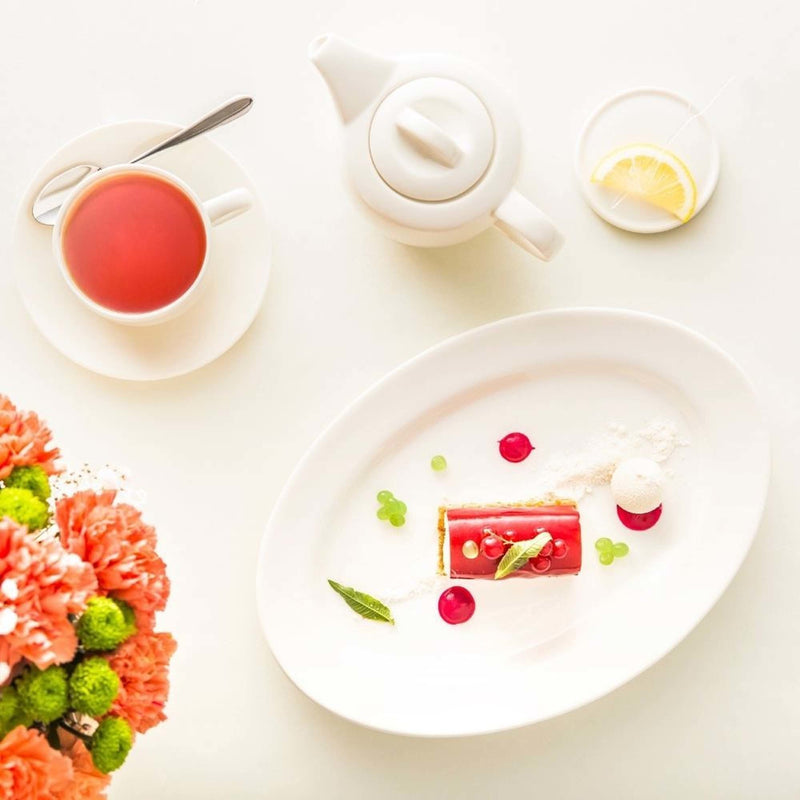 Load image into Gallery viewer, Oval platter by Fine Dine, 390x270mm, ceramic dish perfect for serving appetizers or main courses