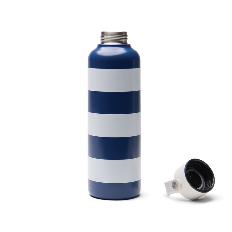 Load image into Gallery viewer, Lagoa RCS SS bottle 600 ML - Custom Wood DesignsVinga Lagoa RCS SS 600ml stainless steel drinkware bottle with a sleek design and secure screw-on lid.DrinkwareV4300825Recycled Stainless steel,Polypropylenenavy
