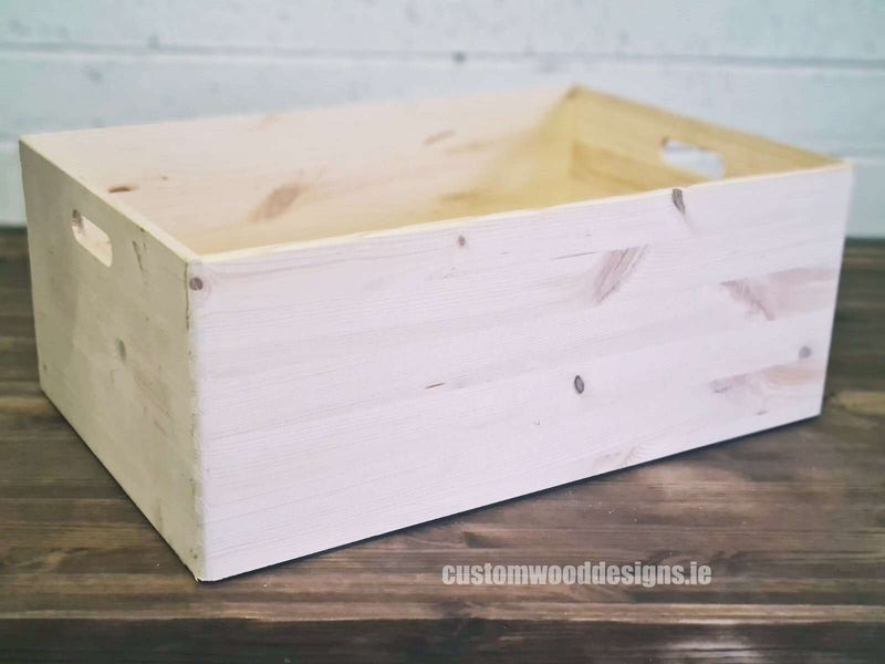 Load image into Gallery viewer, MaxSeven - Pine Wood Box 60 X 40 X 23,5 cm OB7 Box with Handle pin bedroom deco box crate room deco wood wooden maxseven-pine-wood-box-60-x-40-x-235-cm-ob7custom-wood-designsbox-with-handle-695299_4e8b08da-56ce-4550-8dba-0f11328c7b2f