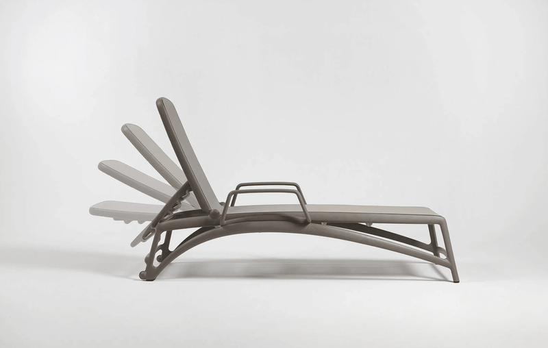 Load image into Gallery viewer, Nardi Atlantico Sun Lounger Stackable Poolside Recliner - Custom Wood DesignsNardi Atlantico stackable sun lounger with adjustable backrest and woven design, ideal for poolside relaxation.Sunlounger24575216159703Tortor Tortora