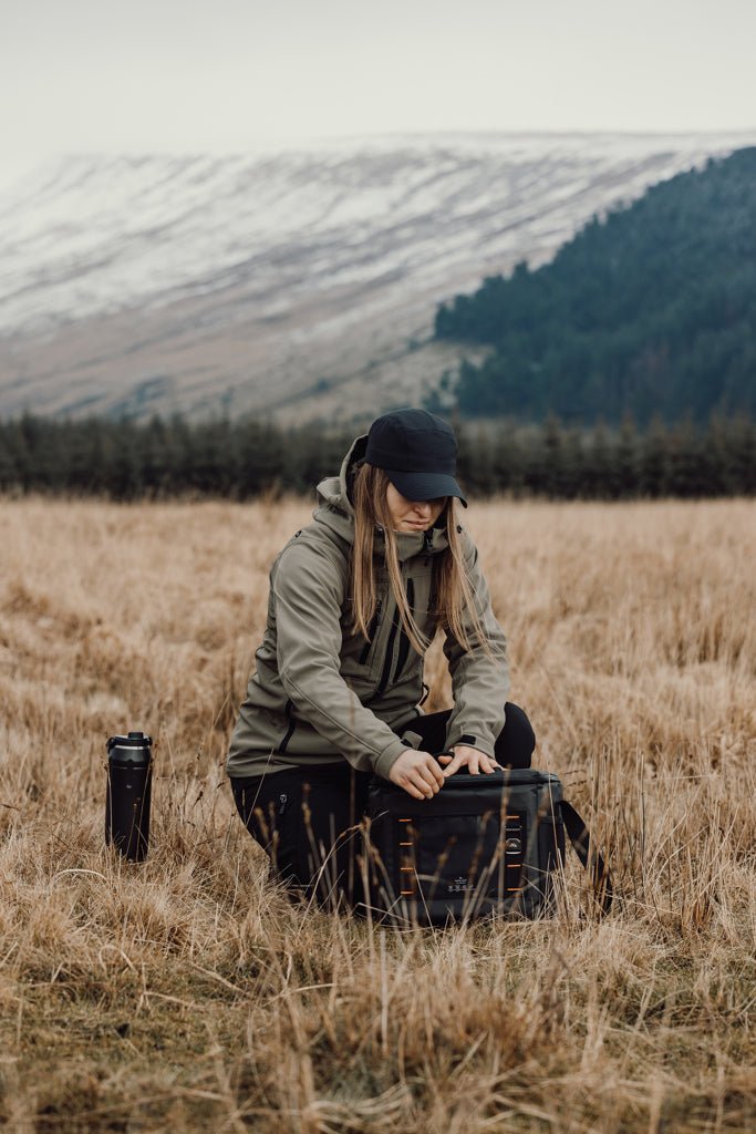 Load image into Gallery viewer, Nordic Drift Storm RCS water-repellent cooler bag 10L - Custom Wood DesignsNordic Drift Storm RCS 10L water-repellent cooler bag for outdoor use, featuring insulated interior and durable design.OutdoorND210.0301Polyester,Polyurethaneblack