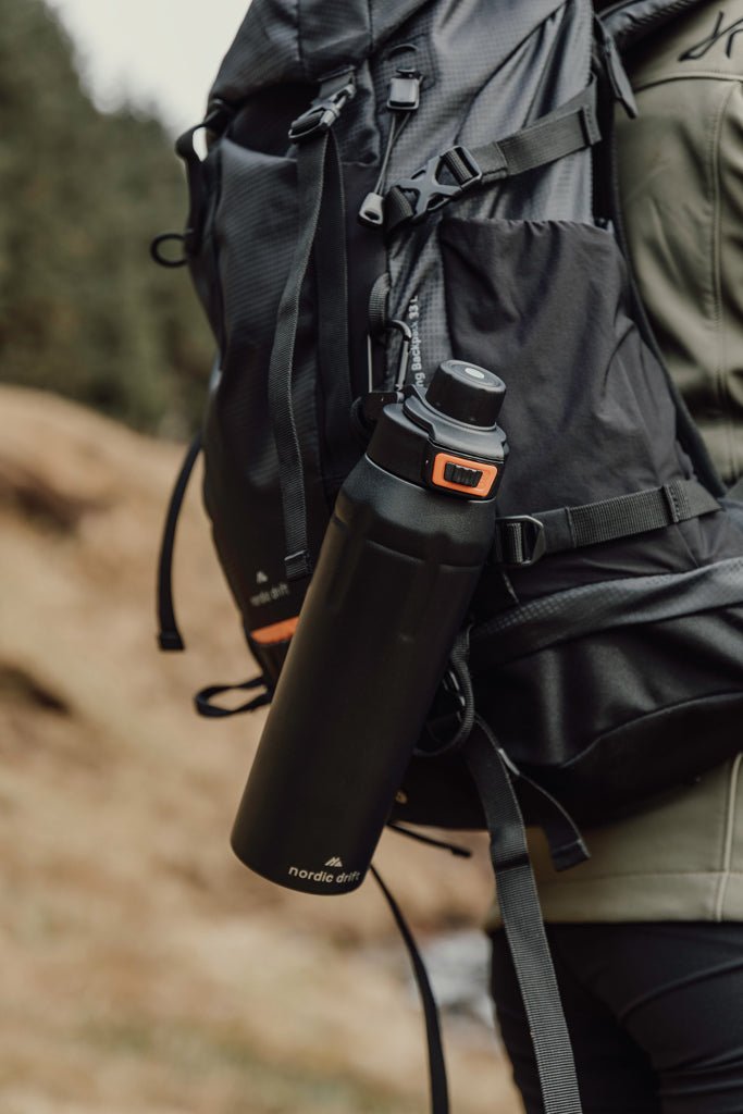 Load image into Gallery viewer, Nordic Drift Trail RCS Insulated Lockable Sports Bottle - Custom Wood DesignsNordic Drift insulated sports bottle with lockable lid, stainless steel drinkware for sports and outdoor activities.DrinkwareND310.0101Recycled Stainless steel,Polypropyleneblack