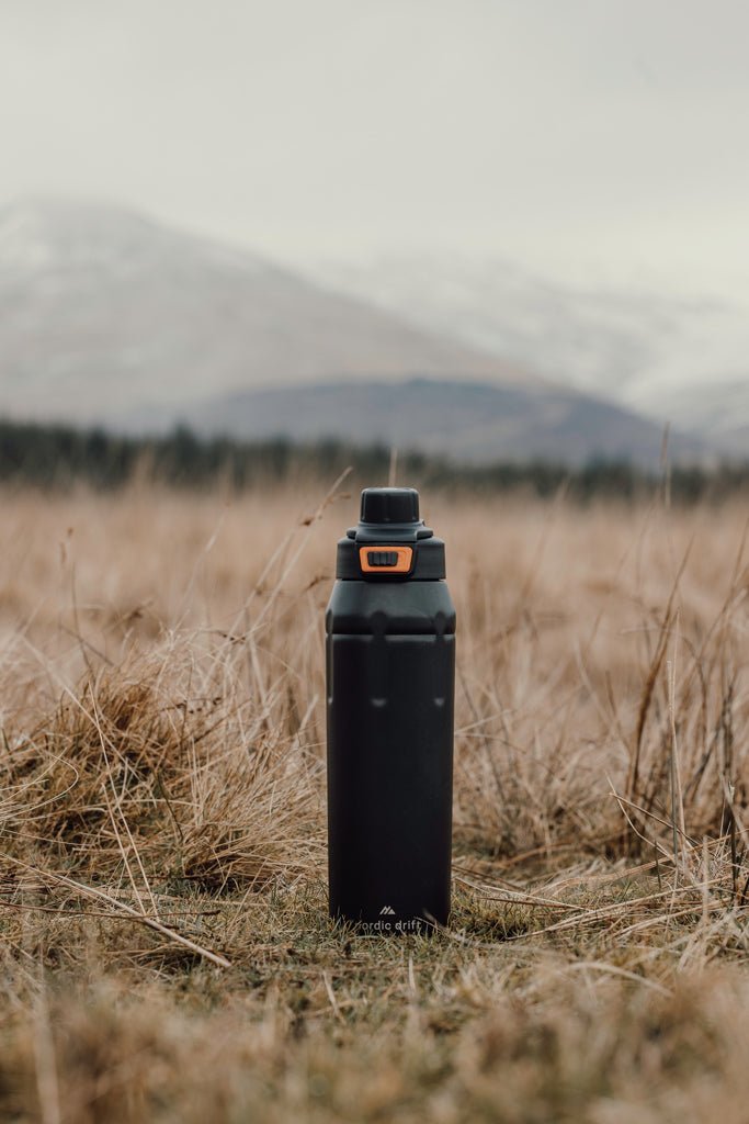 Load image into Gallery viewer, Nordic Drift Trail RCS Insulated Lockable Sports Bottle - Custom Wood DesignsNordic Drift insulated lockable sports bottle, drinkware with spill-proof lid and sleek design, ideal for active use.DrinkwareND310.0101Recycled Stainless steel,Polypropyleneblack