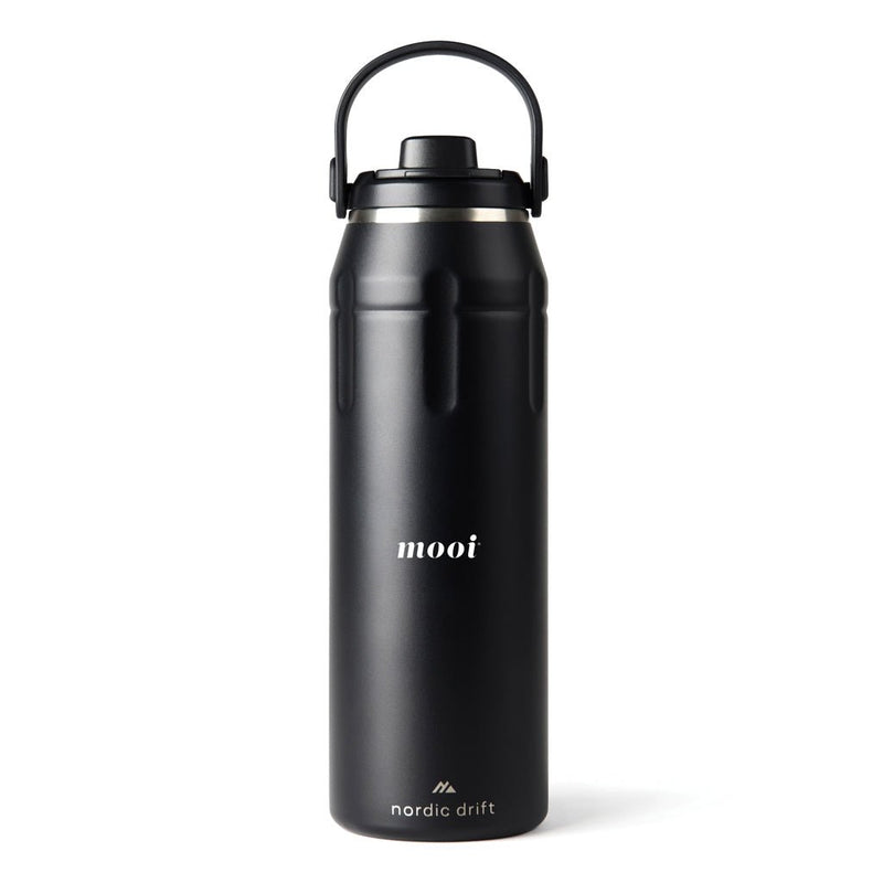 Load image into Gallery viewer, Nordic Drift Trail RCS Insulated sports bottle 940ml - Custom Wood DesignsNordic Drift insulated sports bottle 940ml in black with a secure lid, designed for cold drinks and outdoor activities.DrinkwareND310.0001Recycled Stainless steel,Polypropyleneblack