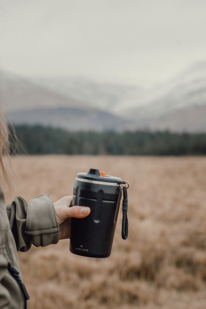 Load image into Gallery viewer, Nordic Drift Trail RCS Lockable And Leakproof Coffee Mug 350 - Custom Wood DesignsNordic Drift leakproof coffee mug with lockable lid, 350ml drinkware, shown in black with a sleek design.DrinkwareND310.0201Recycled Stainless steel,Polypropyleneblack