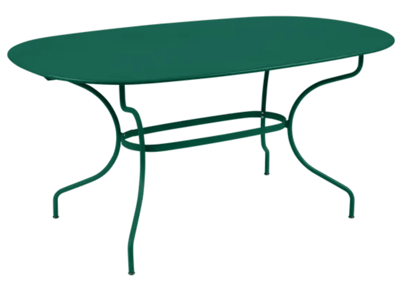 Load image into Gallery viewer, Fermob OPÉRA+ oval metal outdoor table in Cedar Green, 160 x 90 cm, six-seater outdoor dining table with modern design.