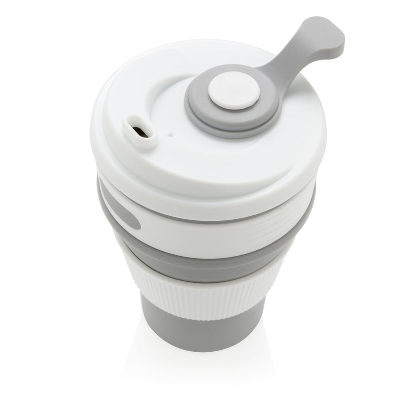 Load image into Gallery viewer, Foldable silicone drinkware cup from XD Collection, flexible and portable for on-the-go hydration.