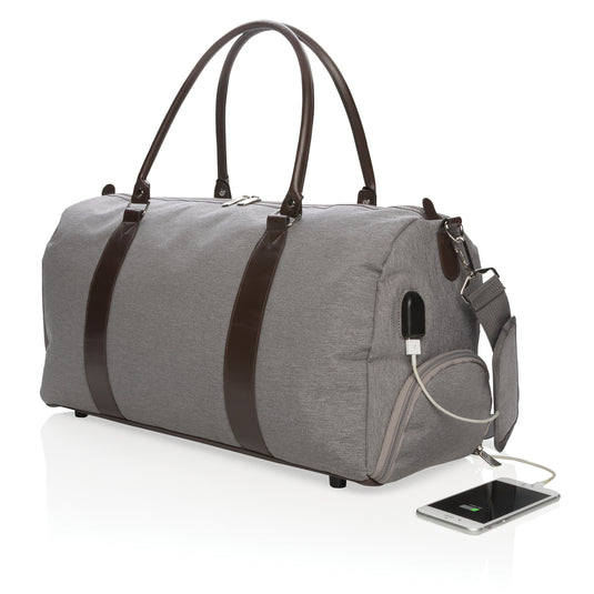 Weekend bag with USB A output - Custom Wood Designs