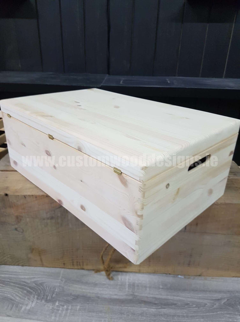 Load image into Gallery viewer, Pine Box MPB4 Box with Lid pin __label: Upload Logo bedroom deco big box big trunk big trunk wood box box with lid chest container crate gift large box open lid pine box room deco solid wood box storage box truk wood wooden pine-box-mpb4custom-wood-designsbox-with-lid-186538_4834ab42-8df7-4494-8e49-78b651baa6b0