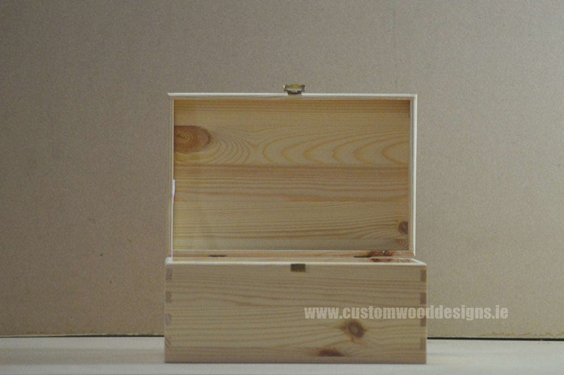 Load image into Gallery viewer, Pine Wood Chest CB3 29 X 19 X1 4,5 cm Chest Box pin bedroom deco box box with lid room deco wood wooden pine-wood-chest-cb3-29-x-19-x1-45-cmcustom-wood-designschest-box-333255_933492c6-cd46-47d8-b330-43eb0986761b