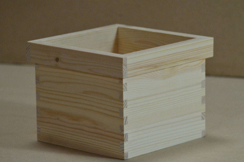 Load image into Gallery viewer, Small Wooden Plant Box 26 x 26 x 18 cm Plant Box Custom Wood Designs plant-box-default-title-small-wooden-plant-box-26-x-26-x-18-cm-53611629936983