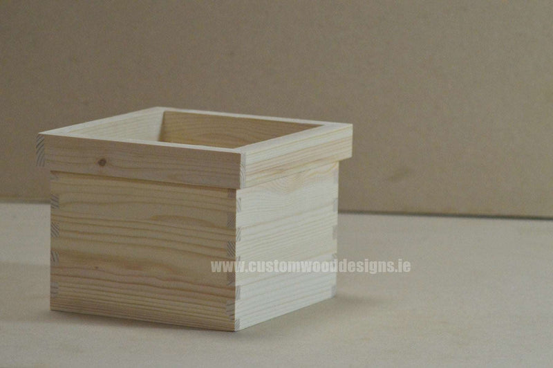 Load image into Gallery viewer, Small Wooden Plant Box 26 x 26 x 18 cm Plant Box Custom Wood Designs plant-box-default-title-small-wooden-plant-box-26-x-26-x-18-cm-53611634393431