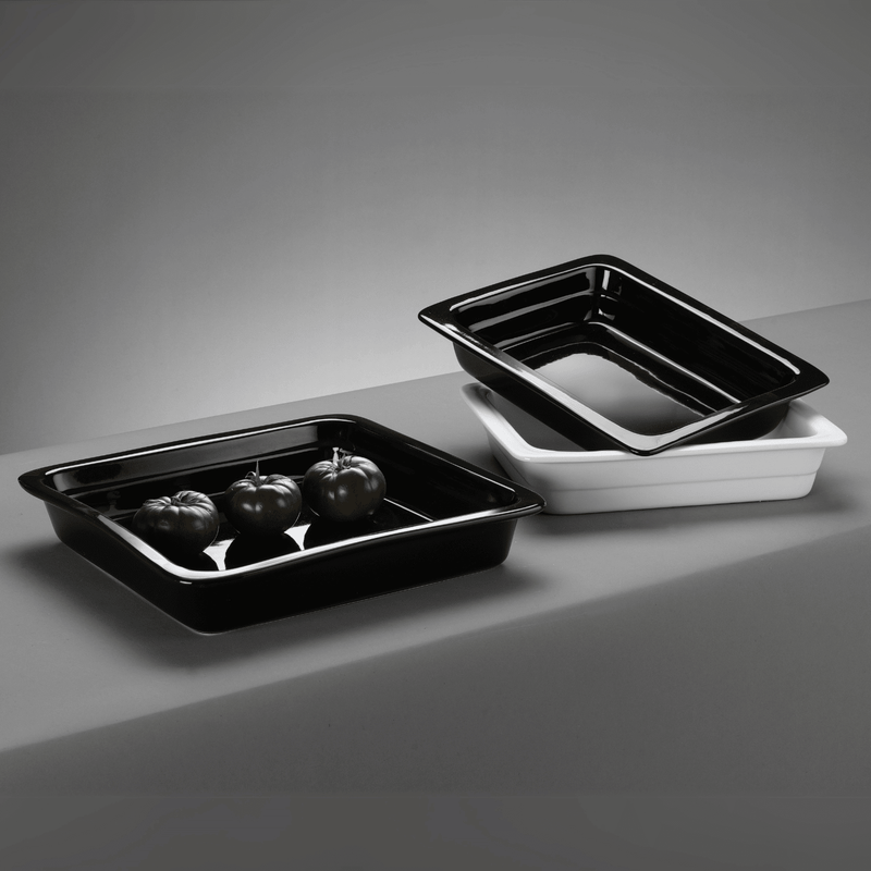 Load image into Gallery viewer, Porcelain container GN 1/2 (H)65mm - Custom Wood DesignsPorcelain GN 1/2 container with 65mm height from Fine Dine, showing smooth white porcelain surface and lid.porcelain container gn783016