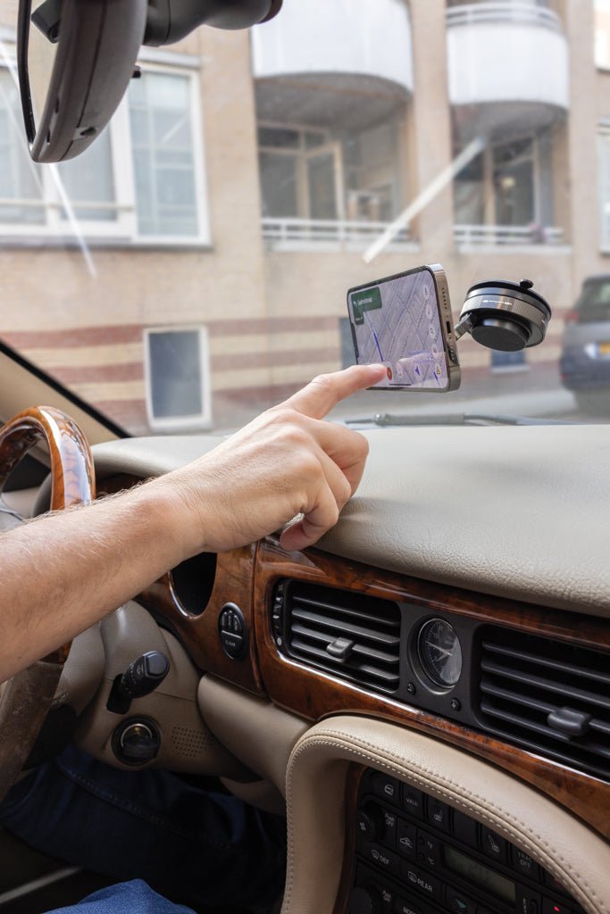 Load image into Gallery viewer, XD Xclusive Terra 360 RCS recycled plastic universal phone holder with custom wood design for phones and tablets.