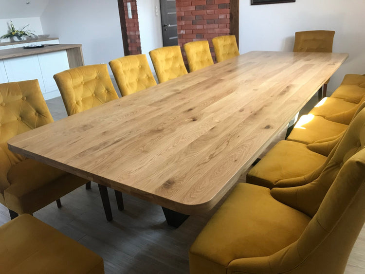 Ireland's Best Wooden & Kitchen Table Guide
