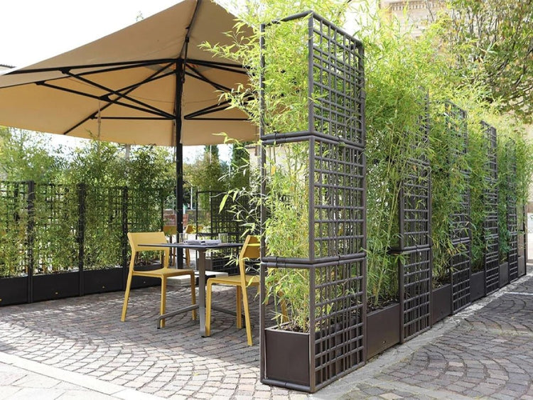 Enhancing Outdoor Dining: Tips and Tricks to Attract Customers with the Perfect Style - Custom Wood Designs