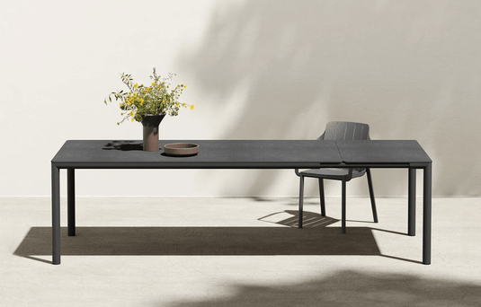 Nardi Tevere Lam 210 Extensible HPL Dining Table with black Ganttracite laminate, extendable from 211 to 275.5 cm.