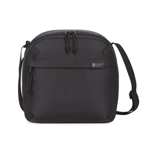 Renew AWARE™ rPET lunch cooler by XD Collection, outdoor-style with insulated design and eco-friendly rPET fabric.
