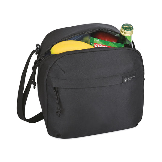 Renew AWARE™ rPET lunch cooler from XD Collection for outdoor use, featuring eco-friendly recycled plastic material and insulated design.