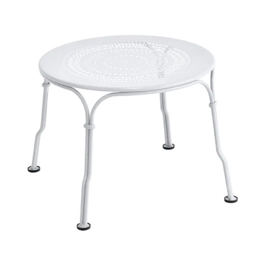 Fermob 1900 Low Table with a 45 cm diameter, featuring a sleek metal design suitable for indoor or outdoor use.
