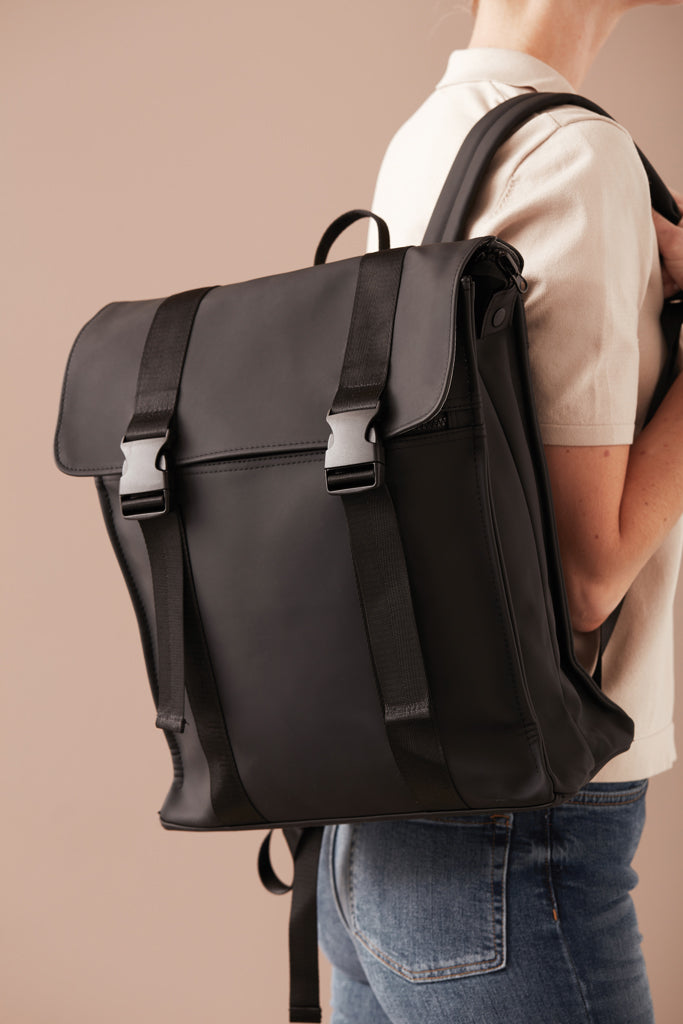 Load image into Gallery viewer, VINGA Baltimore Backpack - Custom Wood Designs
