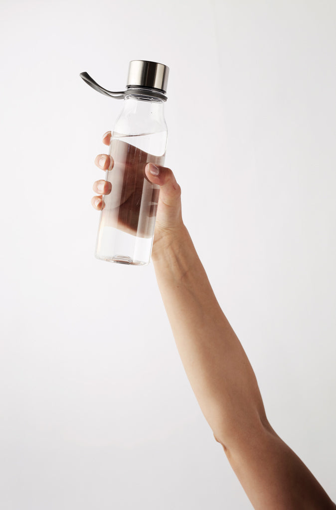 Load image into Gallery viewer, VINGA Lean tritan water bottle 600 ML - Custom Wood Designs
