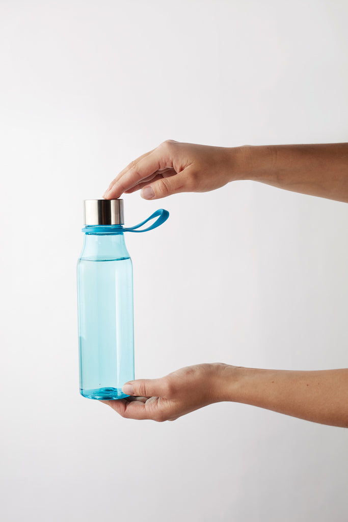Load image into Gallery viewer, VINGA Lean tritan water bottle 600 ML - Custom Wood Designs
