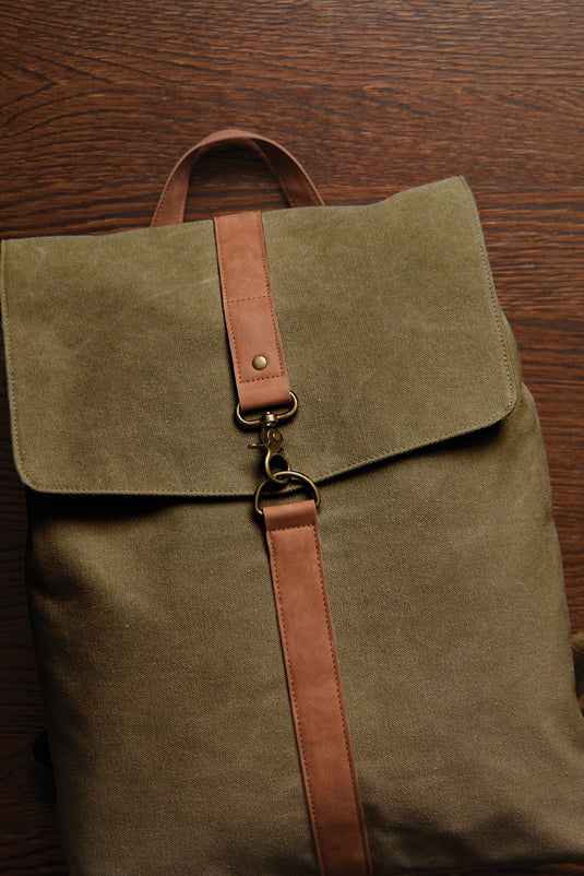 Vinga Bosle backpack made from GRS recycled canvas, stylish bags and travel accessory with eco-friendly design.