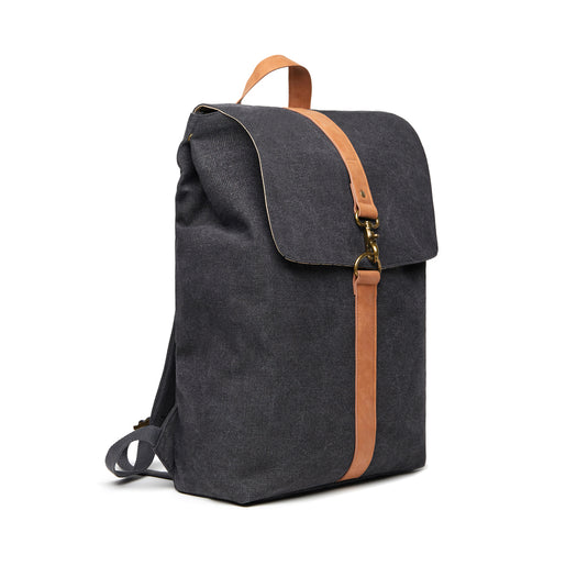 Vinga Bosle backpack made from GRS recycled canvas, stylish bags and travel accessory with eco-friendly design.