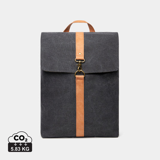 Vinga Bosle backpack made from GRS recycled canvas, stylish bag suitable for travel and everyday use.