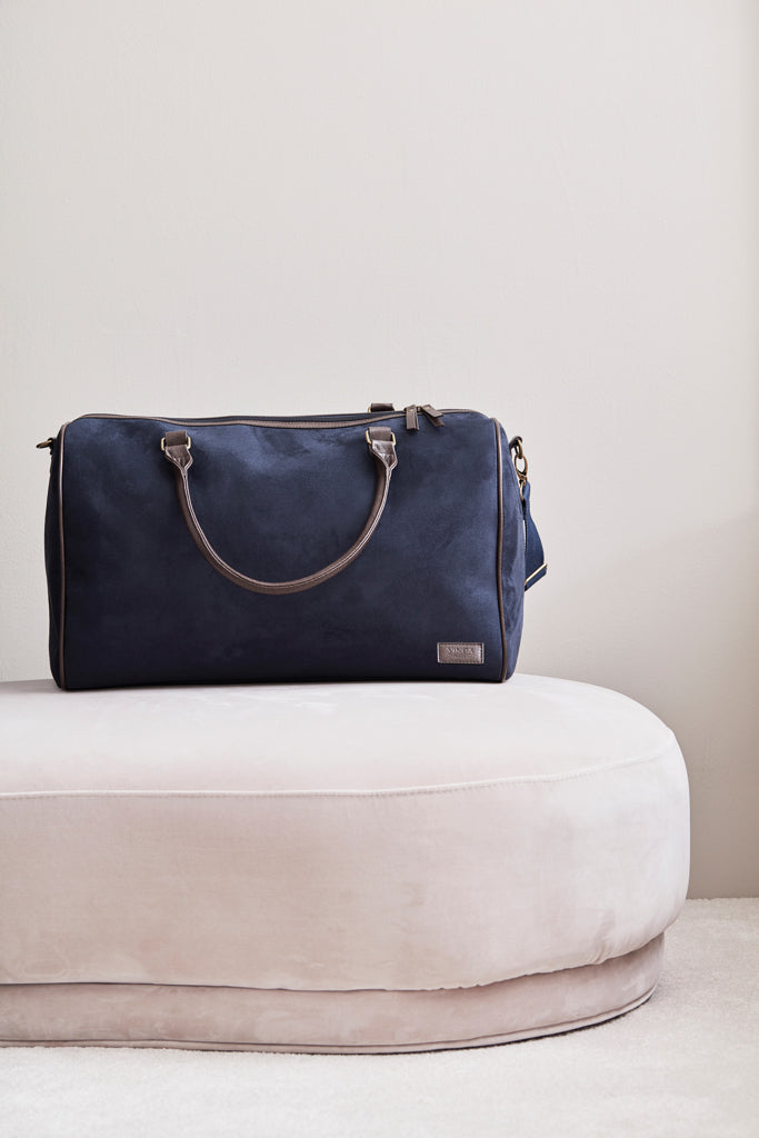 Load image into Gallery viewer, Hunto Weekend Bag - Custom Wood Designs
