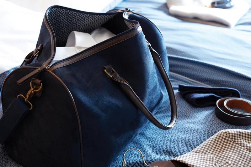 Load image into Gallery viewer, Hunto Weekend Bag - Custom Wood Designs
