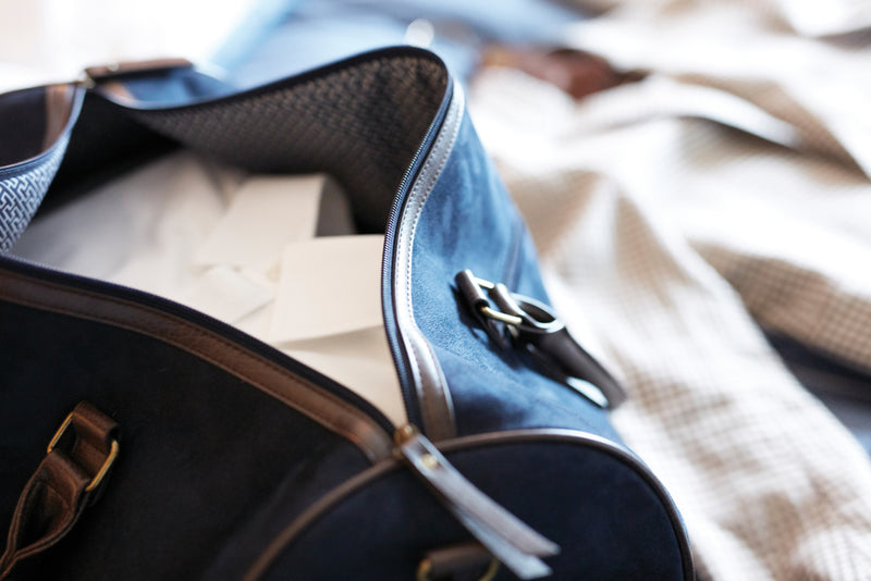 Load image into Gallery viewer, Hunto Weekend Bag - Custom Wood Designs
