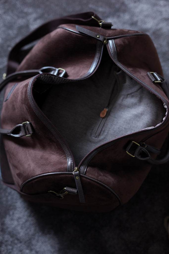 Load image into Gallery viewer, Hunto Weekend Bag - Custom Wood Designs
