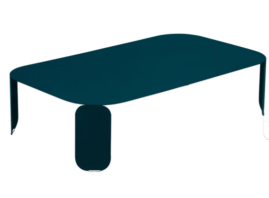 Fermob Bebop low outdoor table, 120x70 cm with 42 cm height, featuring a sleek design and durable metal construction.