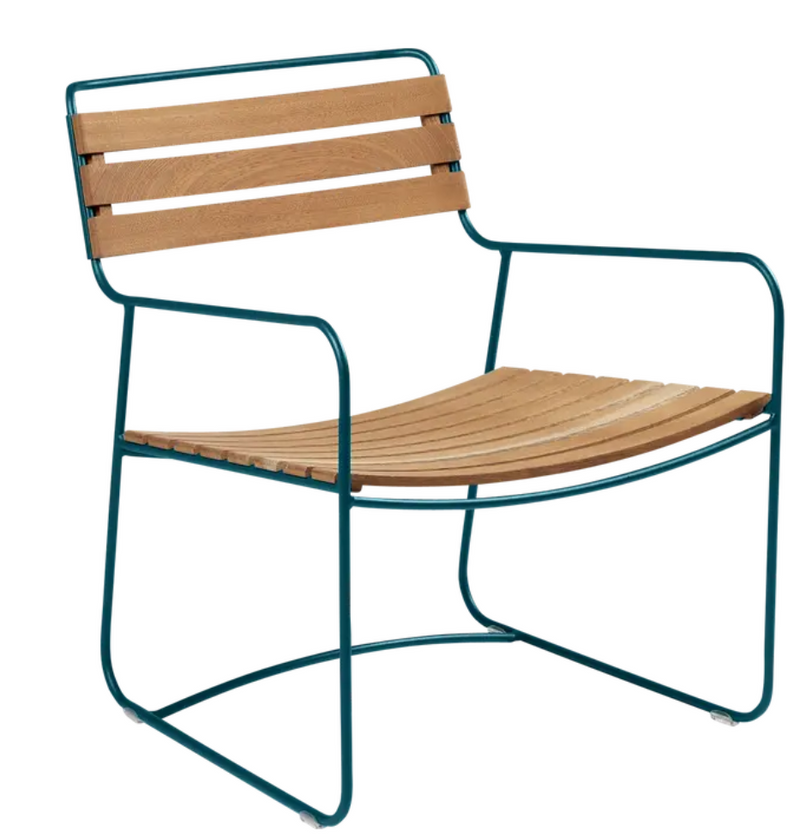 Load image into Gallery viewer, Fermob Surprising Teak Low Armchair, outdoor metal chair with teak armrests, stylish Fermob outdoor furniture for garden or patio.
