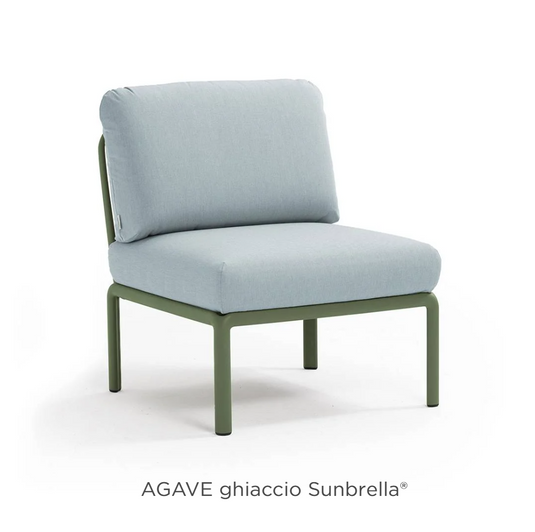 Nardi Komodo Central Sofa Module with agave and ghiaccio cushions, part of outdoor Nardi Komodo sectional sofa for patio use.