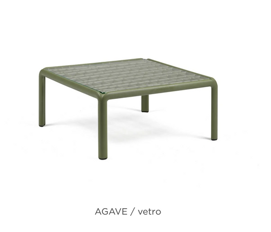 Nardi Komodo Tavolino Vetro glass outdoor table with sleek design, suitable for patio and garden outdoor furniture.