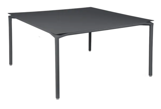 Fermob CALVI square dining table in antracite color, 140x140 cm, eight-seater metal table for modern dining spaces.