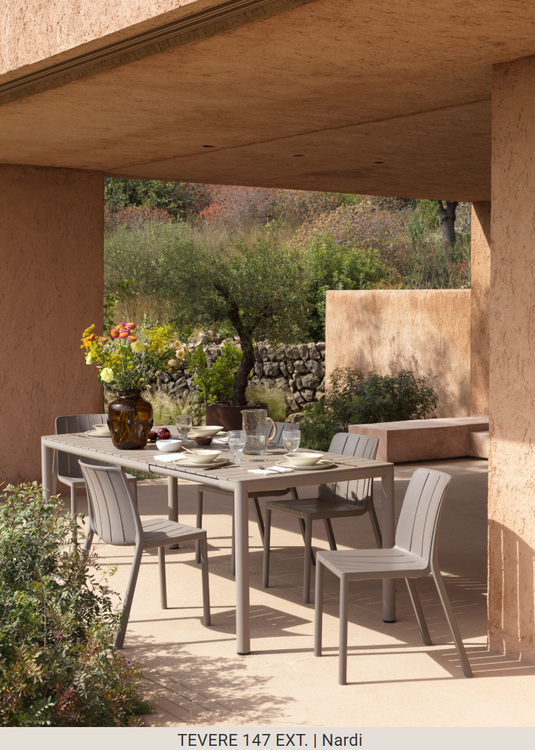 Nardi Tevere 147 extensible outdoor table by Custom Wood Designs, featuring a sleek antracite finish and sturdy wooden construction.