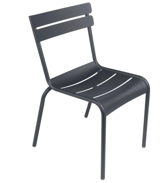 Antracite Fermob Luxembourg armchair with metal frame, stackable design, suitable for outdoor or restaurant seating.