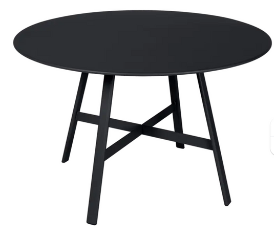 Fermob SO'O oval oak table with 117cm diameter, antracite finish, ideal for restaurant or hotel settings.