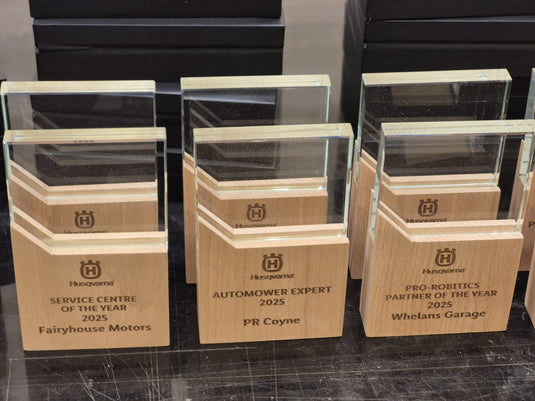 Award Plaques pack of 10-Trophies & Awards