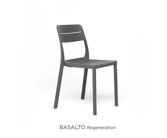 Cassia Bistrot Nardi Stackabke Chair