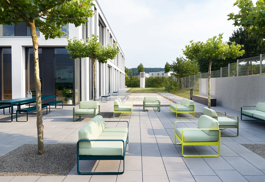 Fermob Bellevie outdoor metal dining table, 196 x 90 cm, eight-seater with a sleek design for outdoor dining spaces.