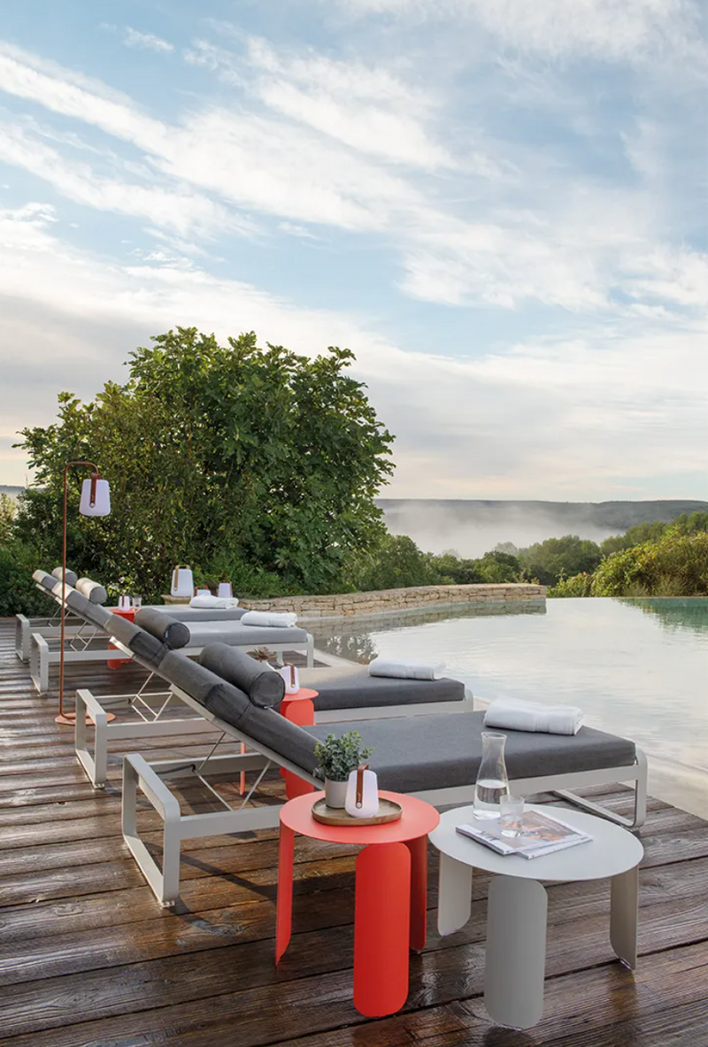 Load image into Gallery viewer, Fermob Bellevie Premium Sunlounger with adjustable backrest and woven design, perfect for outdoor relaxation.
