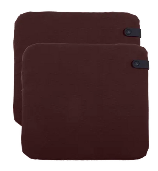 Set of 2 Fermob outdoor cushions in burgundy color, measuring 41 x 45 cm, designed for outdoor chairs.