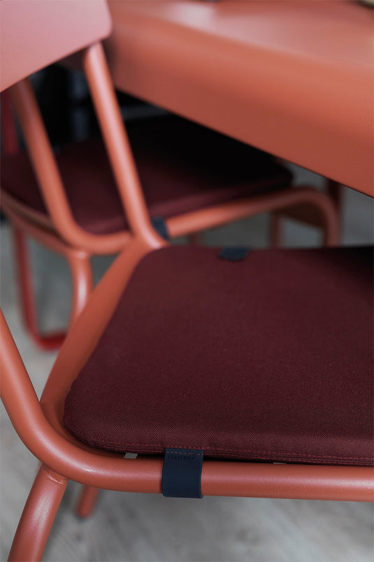 Fermob Color Mix Outdoor Seat Cushion 41 x 38 cm – lifestyle