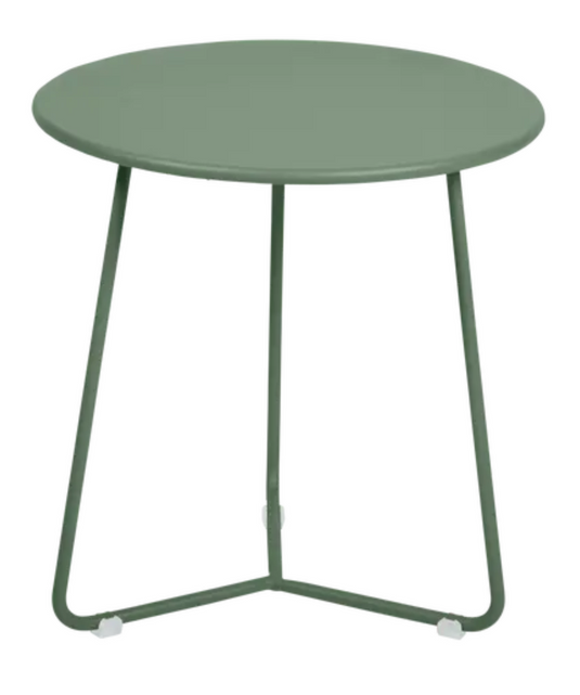 Small Fermob Cocotte occasional table with a cactus design, featuring a 34cm diameter, ideal for modern living spaces.
