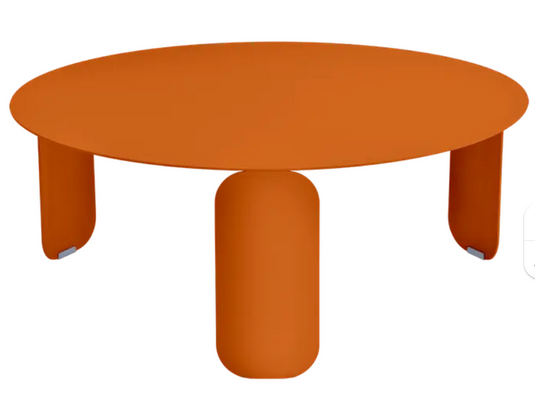 Fermob Bebop Low Table Ø80cm in anthracite, round outdoor coffee table with a sleek modern design.